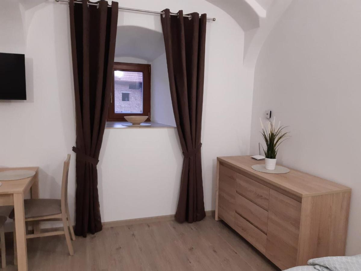 Martinuv Dvur Apartment Plzen Bagian luar foto