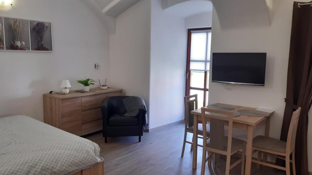 Martinuv Dvur Apartment Plzen Bagian luar foto