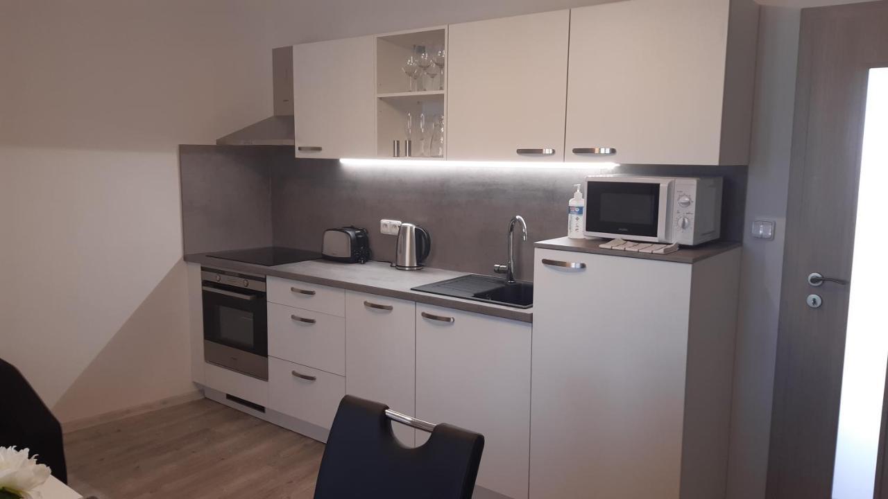 Martinuv Dvur Apartment Plzen Bagian luar foto