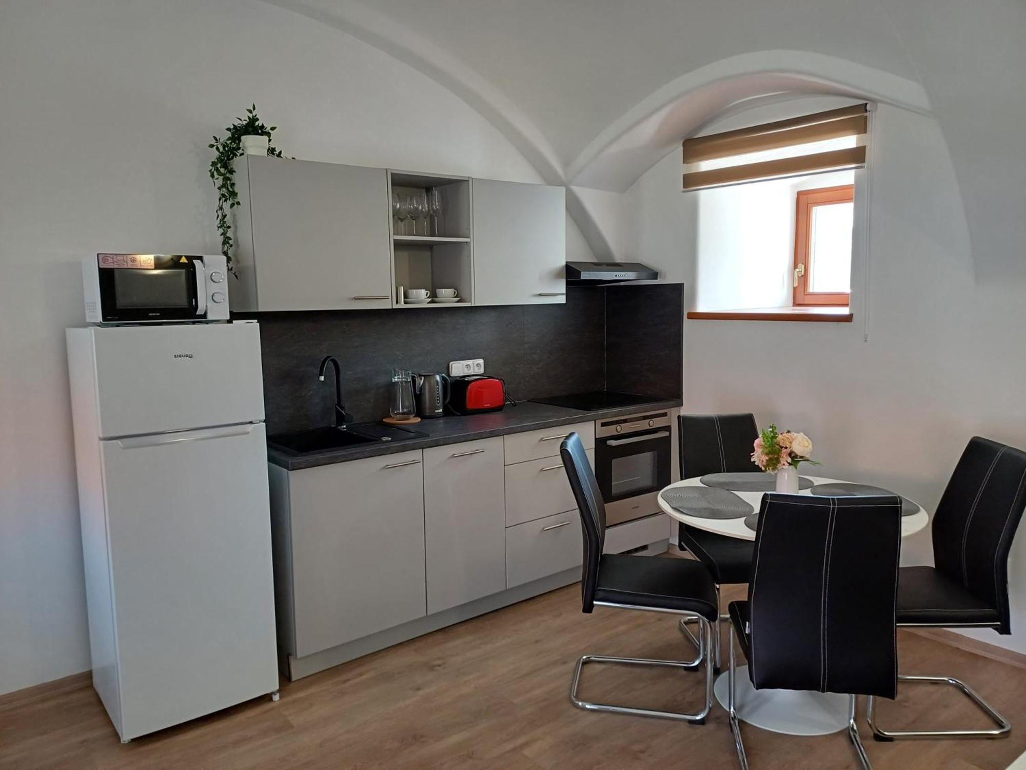 Martinuv Dvur Apartment Plzen Bagian luar foto