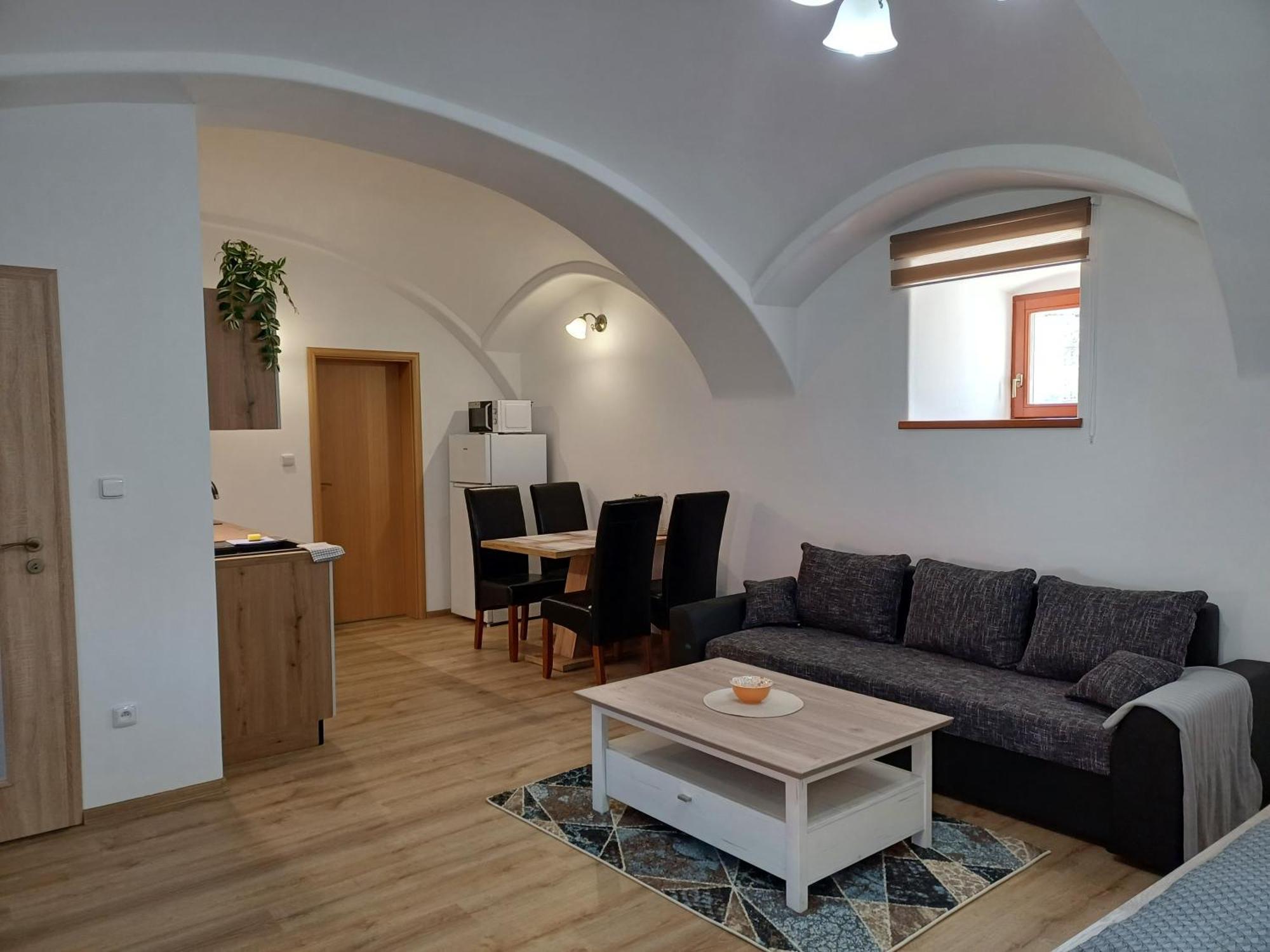 Martinuv Dvur Apartment Plzen Bagian luar foto